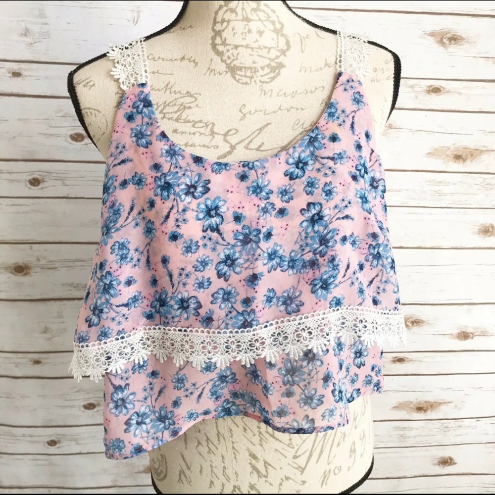 Charlotte Russe Crop